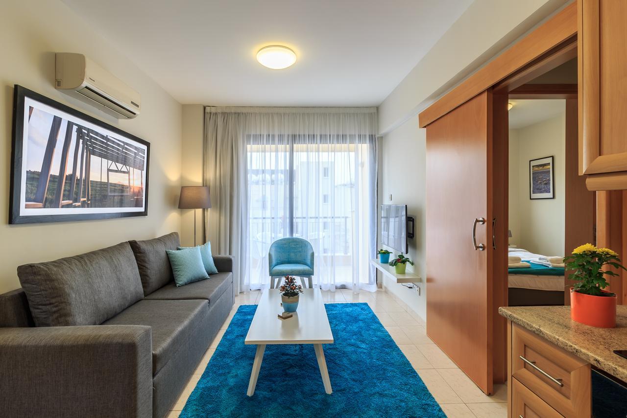 Soho City Apartments Larnaca Ngoại thất bức ảnh